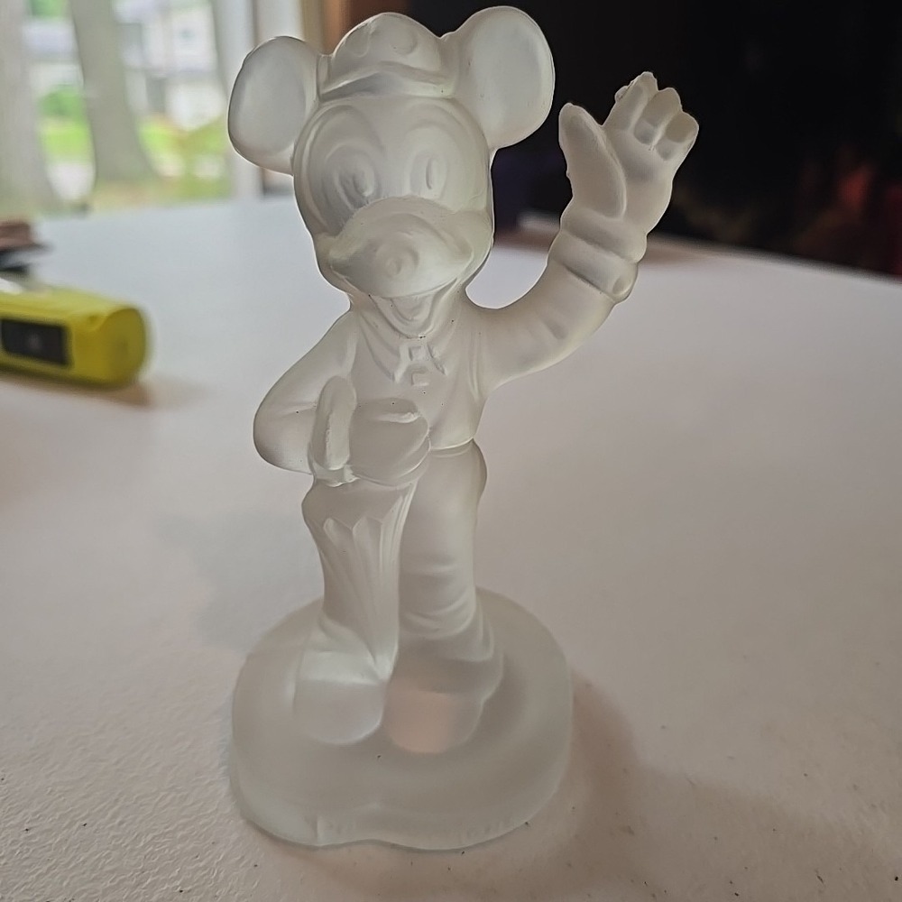Vintage Walt Disney Productions Mickey Mouse Frosted Glass Figurine~umbrella 5"